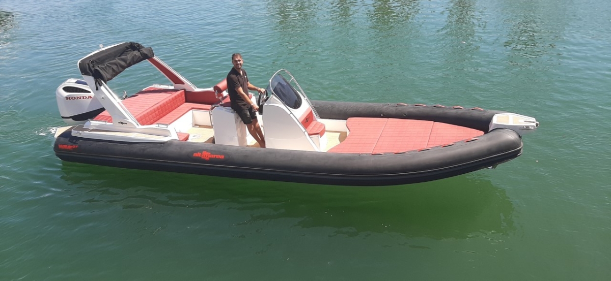 SEMI-RIGIDE ALTAMAREA WAVE 27 " 250 cv