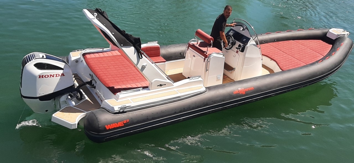 SEMI-RIGIDE ALTAMAREA WAVE 27 " 250 cv